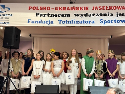 Jasełka dla seniorów ze Stowarzyszenia Emerytów i Rencistów z Psar 