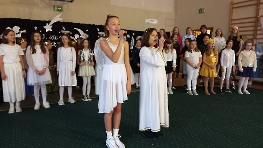 Wigilia klasowa i szkolna